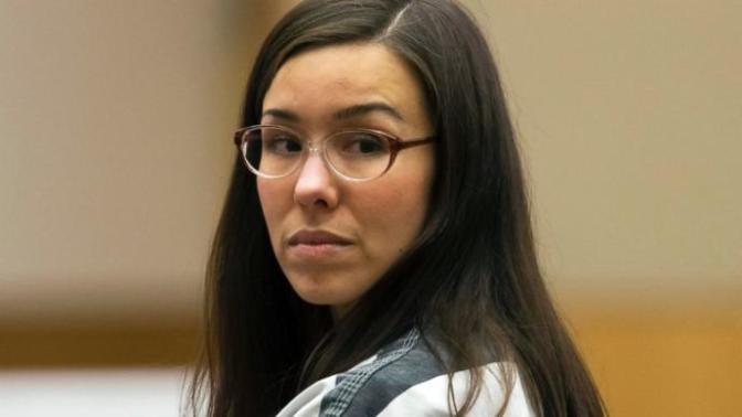 Why did Jodi Arias get internet access and why do she have fans if she's a criminal in prison?