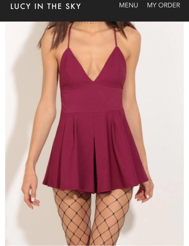 Which dress is prettier?