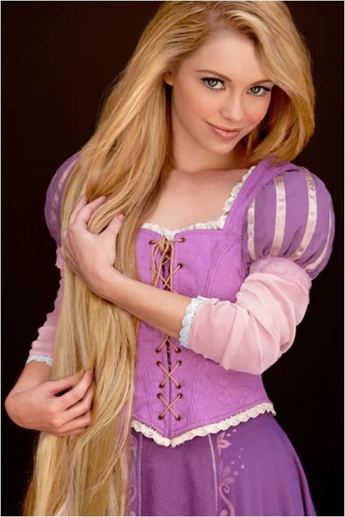 Is super long hair attractive or unattractive on a woman? 