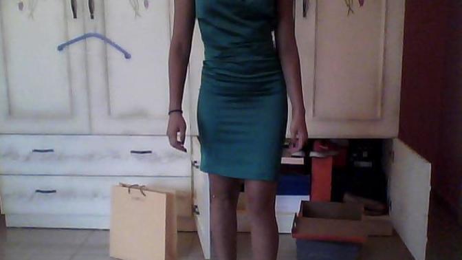 What s your opinion on that dress?