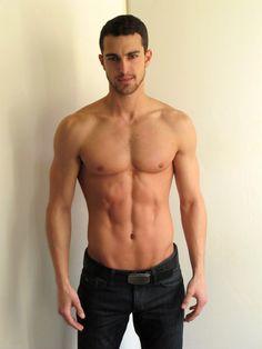 Which body shape looks better?