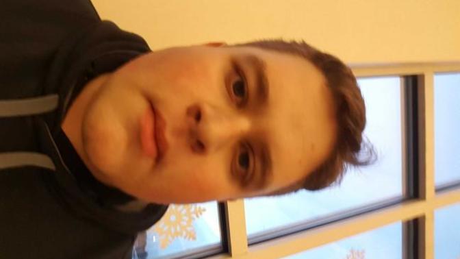 How ugly am I I never had a girlfriend or been kissed and I'm still a virgin no attractive girl or an average girl like me any advice?