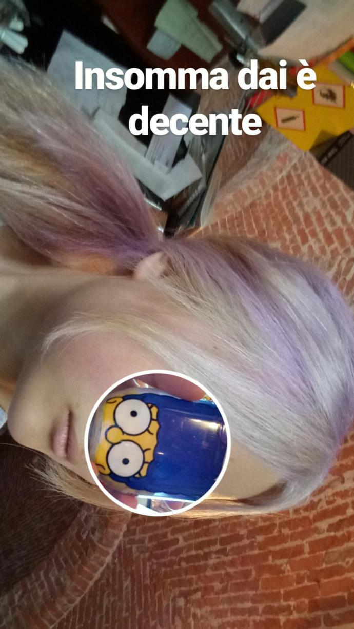 Which colour is this hair and do you like or dislike?