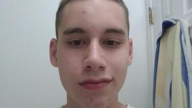 Girls is this a good pic im very self conscious of my image?
