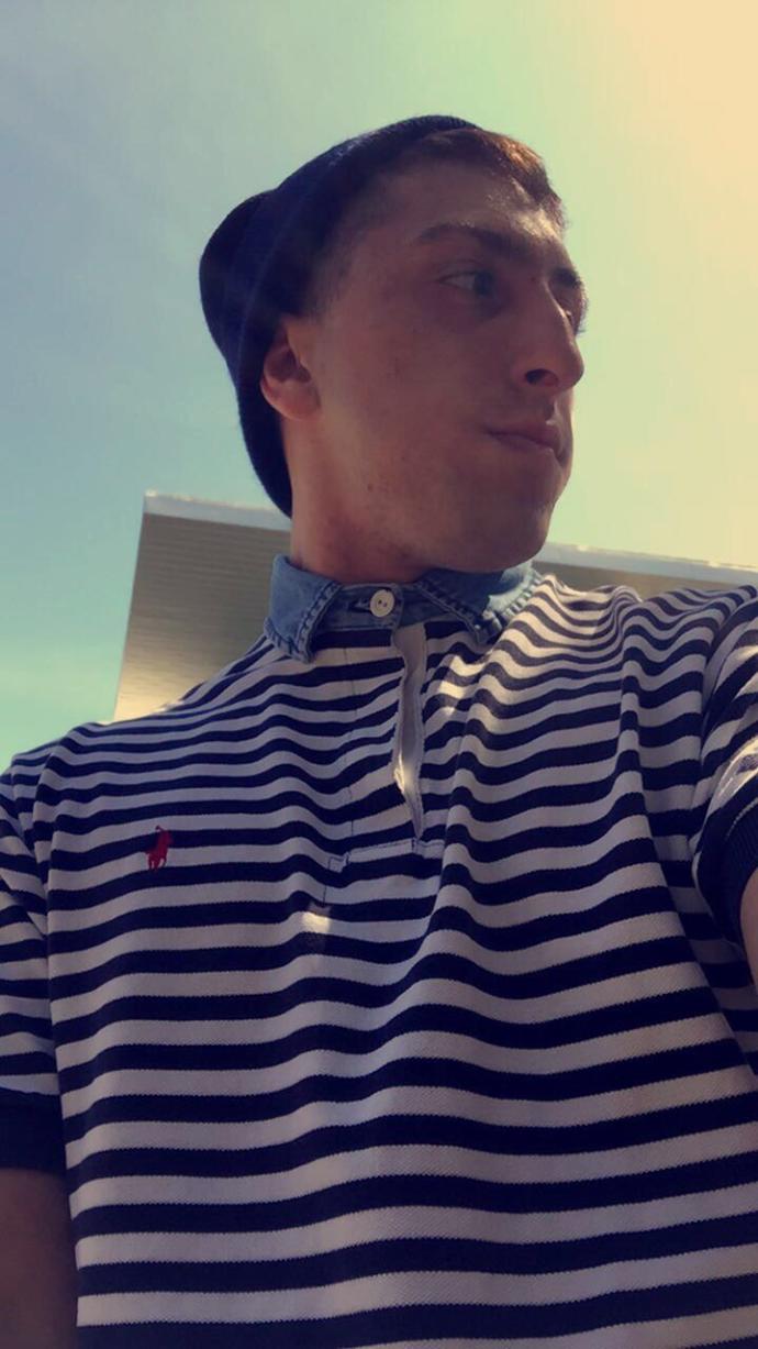 Please rate me based on looks?