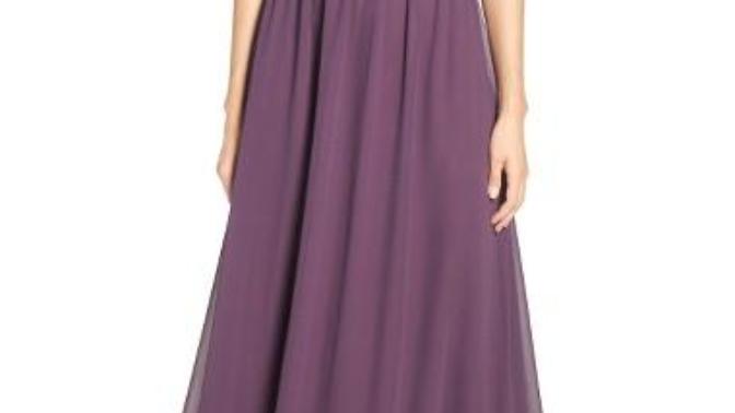 Is this too much to wear to a wedding if you're not in the wedding party?
