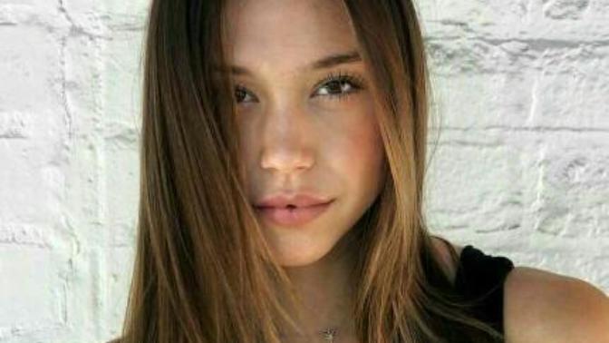 Alexis ren hot or not?