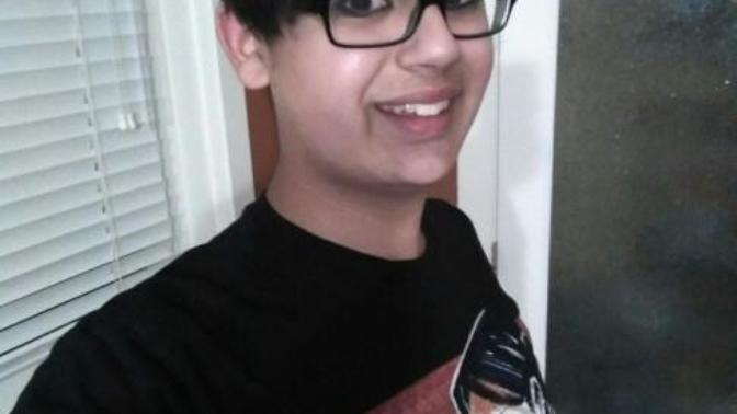 Weird former fat kid (now down to 130) with some body image issues here. How do I look?