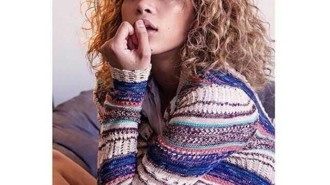 Same girl different hair: Is Curly hair a turn off for you?