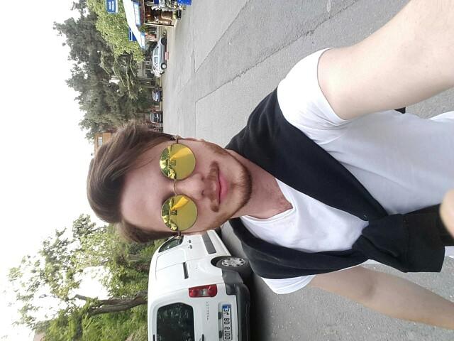 which sunglasses are better??
