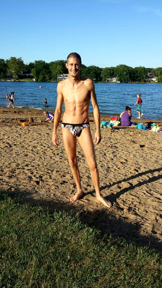 Girls, Can I pull off speedo?