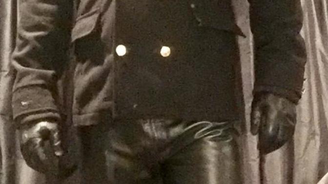 Girls do these leather pants look ok with the jacket to go out into the freezing cold weather?