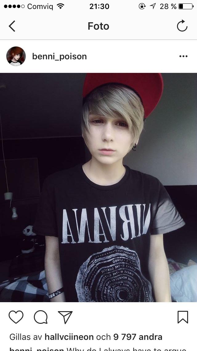 How does this boy take selfies like that?