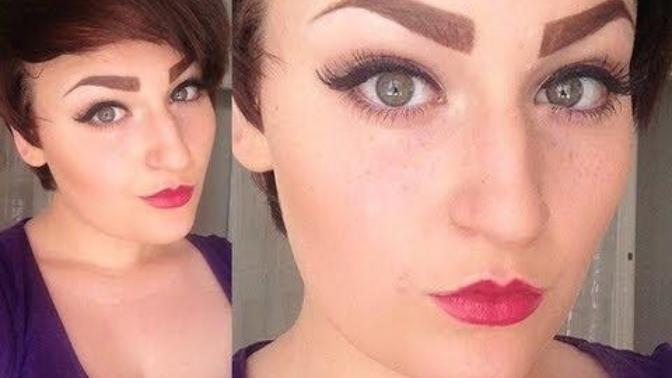Thick eyebrows in or out? 😂 (poll)?