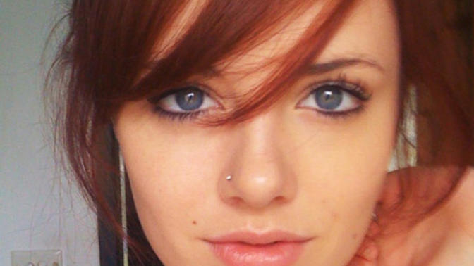 Freckle on upper lip hot or not?