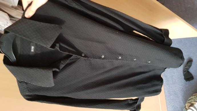 How much do your reckon this shirt is?