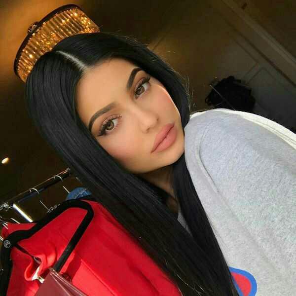 kendall or kylie jenner??