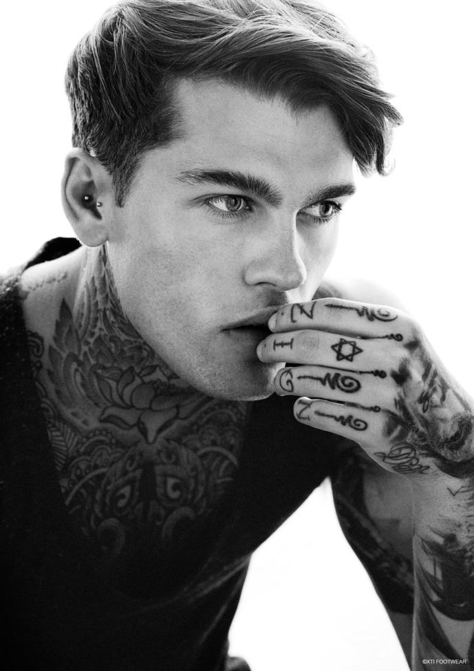 Girls, post a pic of guys who have a sexy/hot/bad boy style?