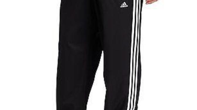 Girls, So I just got a job at Olympia sports and today is my first day and I hace to wear these pant but don't ever wear these kinds of pants?