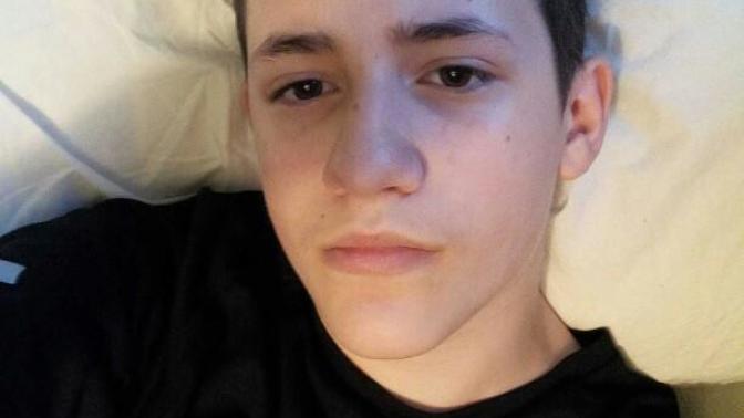 Rate me out of 10. And do girls like good personality / funny people?