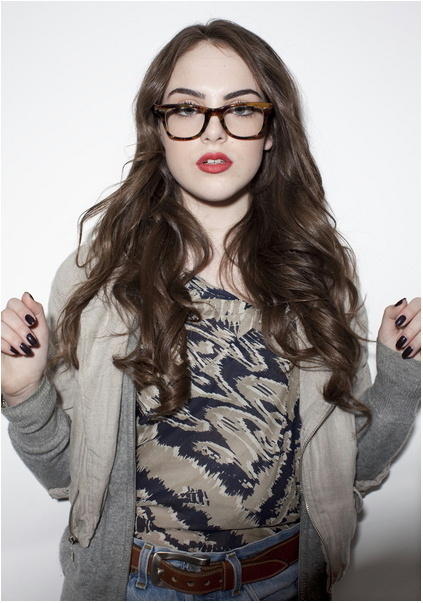 Which girl would you be more likely to want to date?