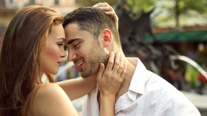 Should your boyfriend think you're the most beautiful girl in the world?