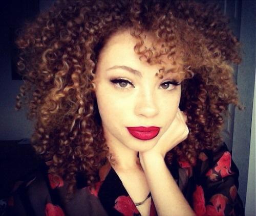 Guys, Pretty girls who don't wash down there - Would you ignore the smell for the beauty?