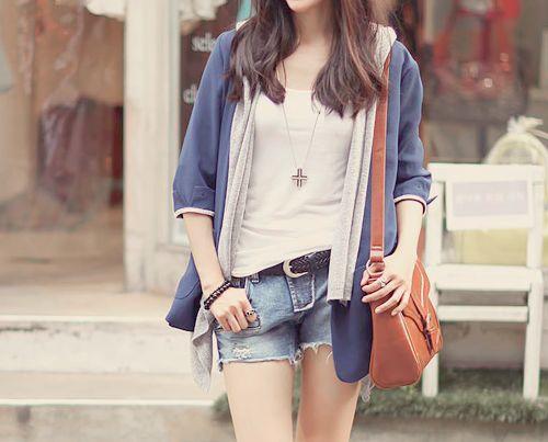 Guys, is it fine if a girl dresses like this?