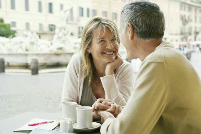 To what extent does the age affect the dating game??