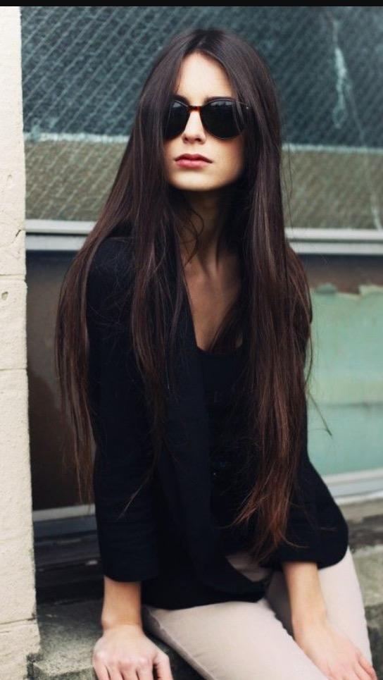 Are braids/updoes prettier than loose hair (pictures)?