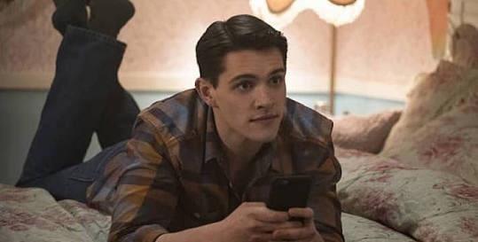 Which guy in Riverdale do you think is the most attractive one?