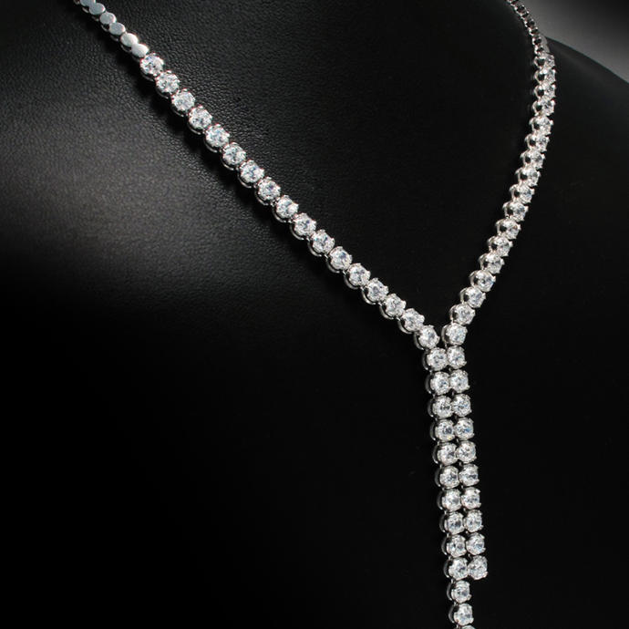 Diamonds or pearls?