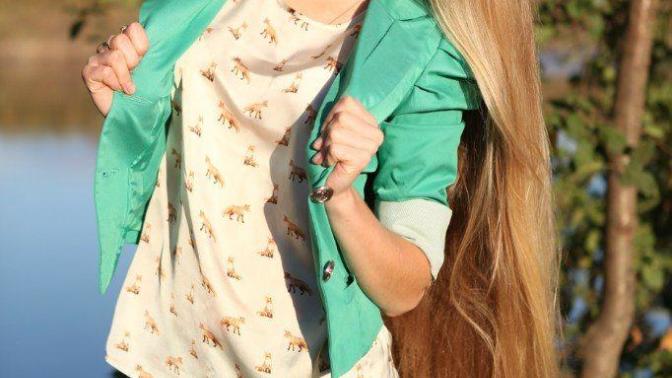 Would you date a girl with extremely long hair?