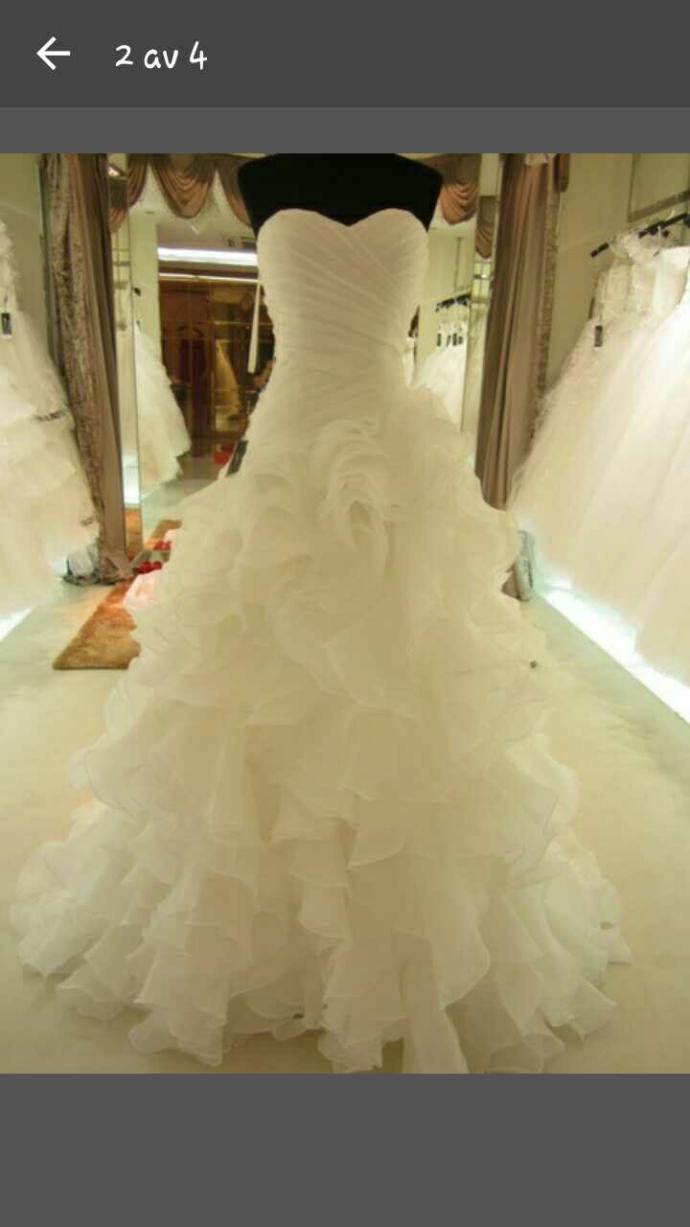 Girls! What wedding dress is more your style??