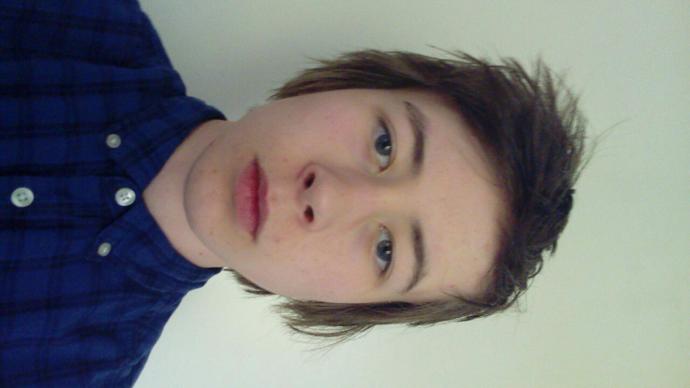 Rate my face 1-6 + a couple of questions about my face I'd appreciate if you'd answer?
