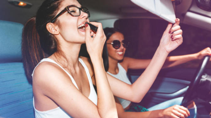 Who moves on quicker after a break up: Men or Women?