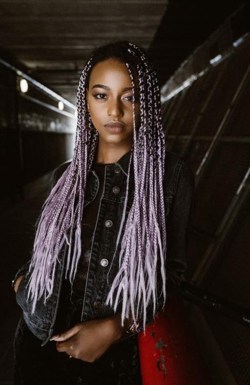 Is it wrong for a white girl to have box braids?