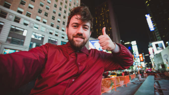 Why do guys take such awful selfies?