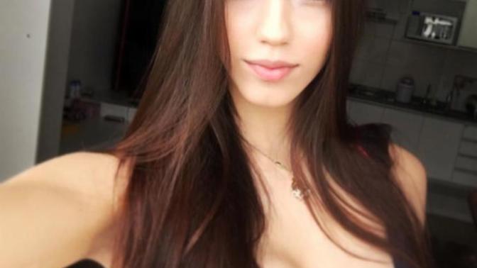 Would you rather carry a beautiful trans female to prom or a biological girl?