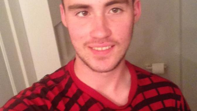 Girls, Should I worry about my lazy eye when dating?(pics) and would it bother you?