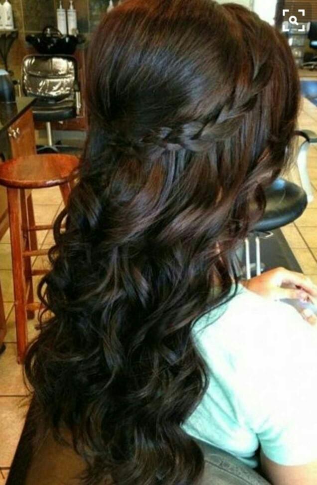 Whats a good hairstyle for a wedding??
