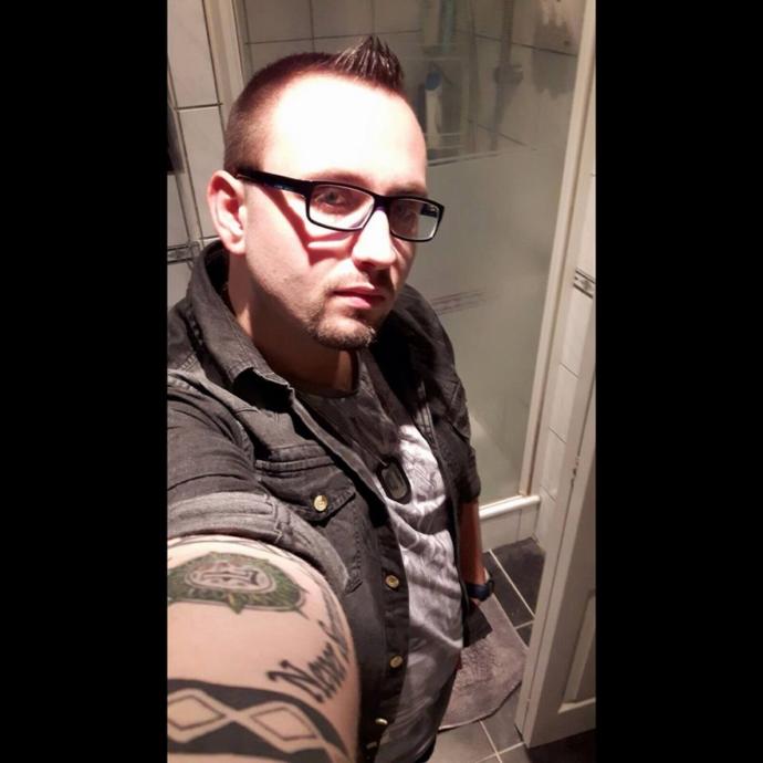 What do you wear on a first date?