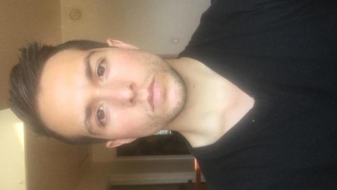 Which direction of parting my hair looks better?