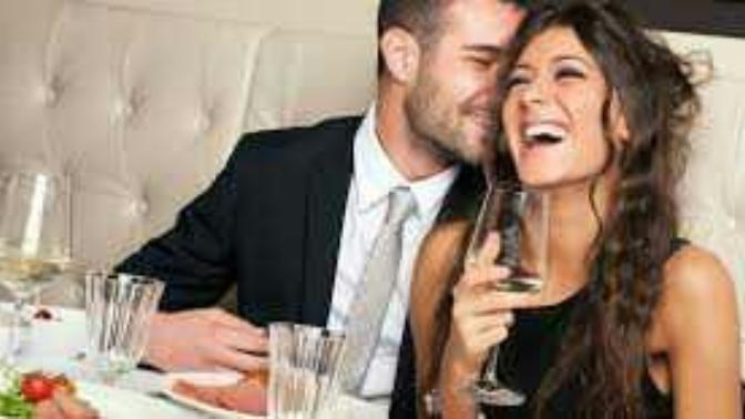 Do you really have to dress up for your first date?