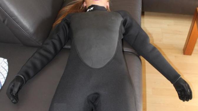 Is my girlfriend crazy, or is it possible to "sweat out a cold"?