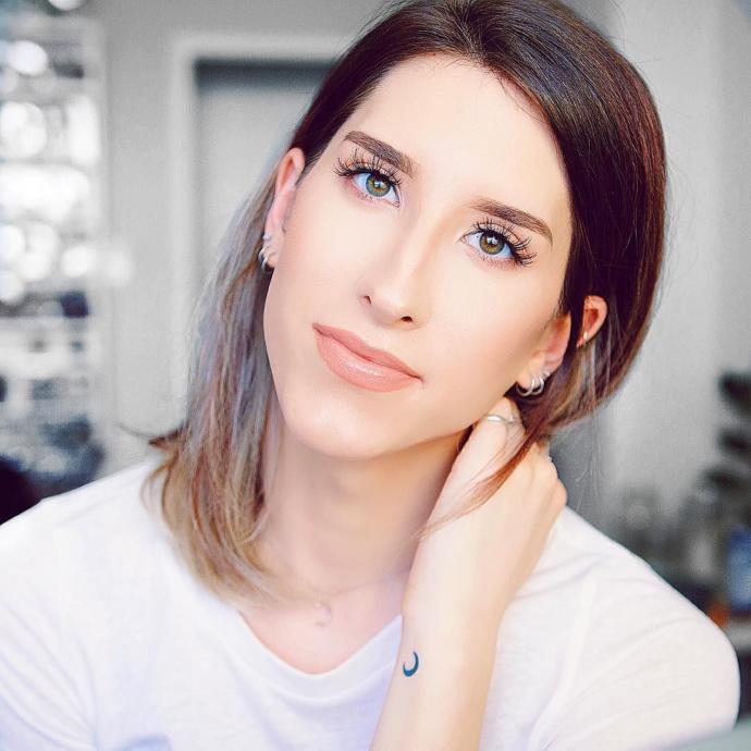 Would you so this transgender girl is BEAUTIFUL?
