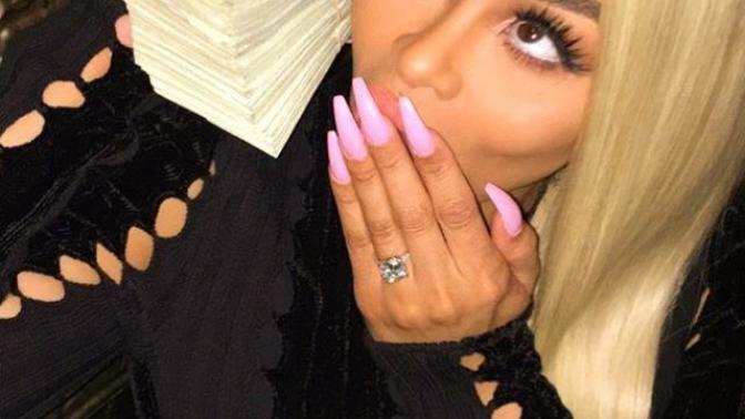 What to say to a sugar daddy to get money , ladies any good phrases?