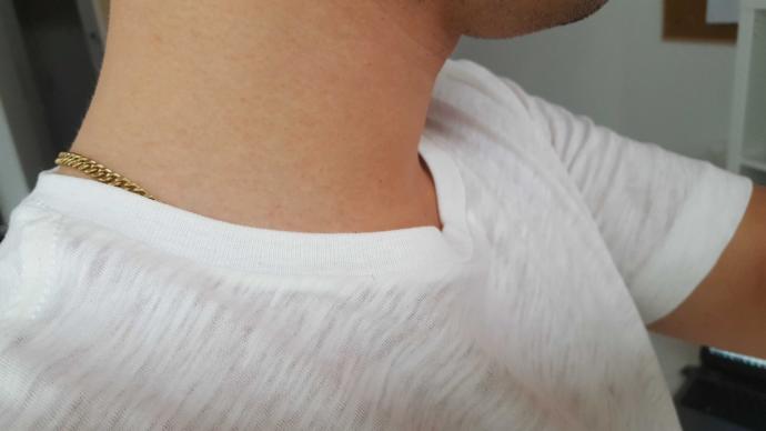 Opinion on golden necklace?