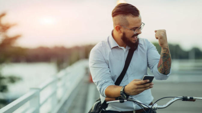 Tinder: why do guys swipe right and forget? Guys and girls opinions needed?