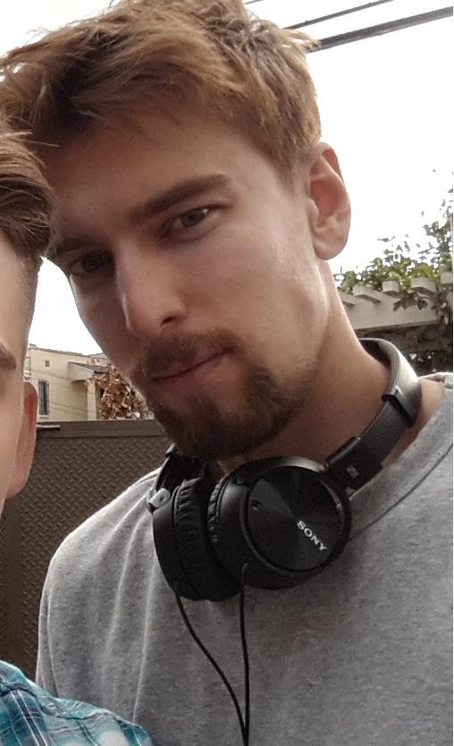 Girls, is this guy ugly?